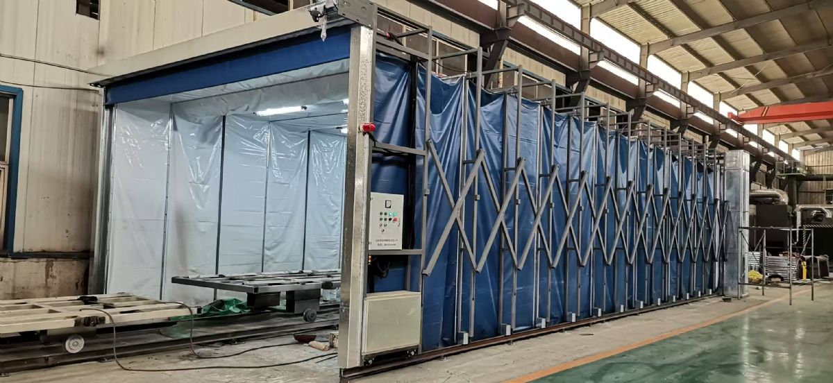 機(jī)械設(shè)備伸縮移動(dòng)噴漆房